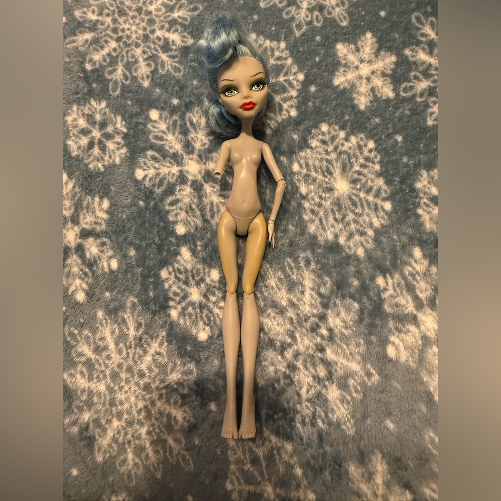 Monster High Ghoulia Yelps